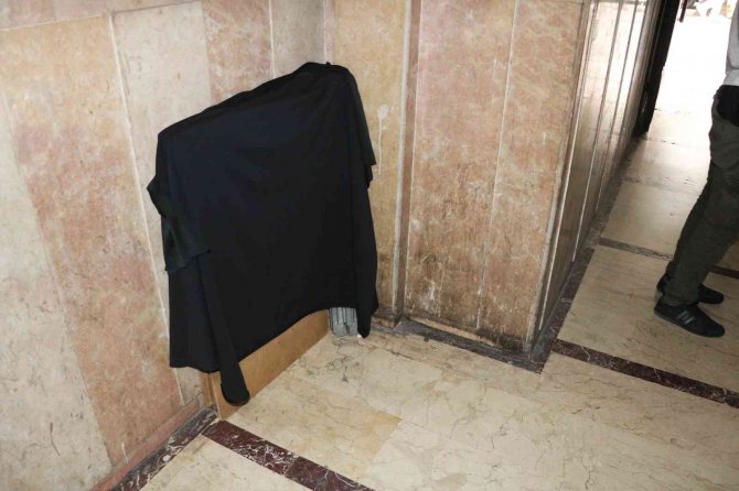 Seyyar Satıcının Kitapları Böyle Çalındı