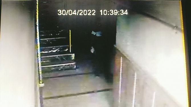Seyyar Satıcının Kitapları Böyle Çalındı