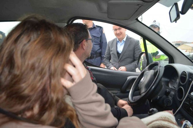 Kaymakam Hasan Yaman Bayram Trafiğini Denetledi