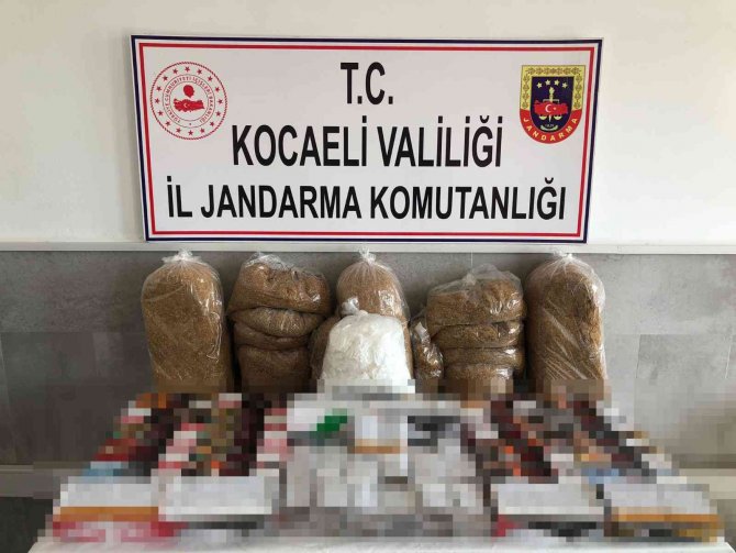 Yüz Binlerce Gram Tütün Ele Geçirildi