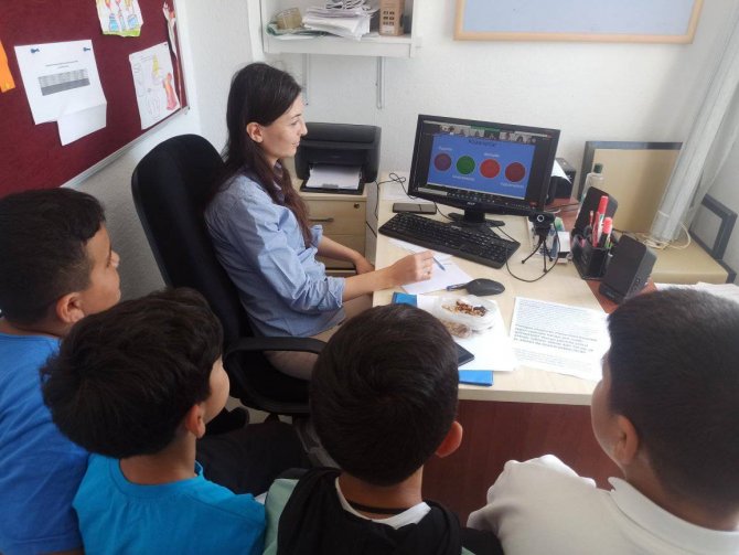 Köyceğizli Öğrenciler Su Üstü Atık Temizleme Robotunu Tanıttı