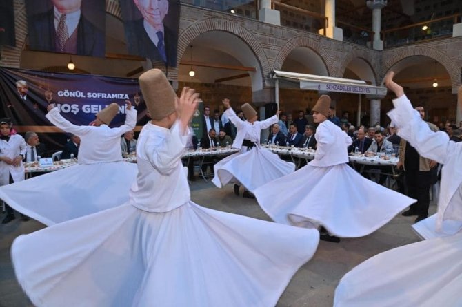 Başkan Ergün, Mhp’nin İftarında Partililerle Buluştu
