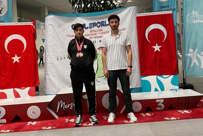 Atıcılıkta Samet Akça’dan 2 Bronz Madalya
