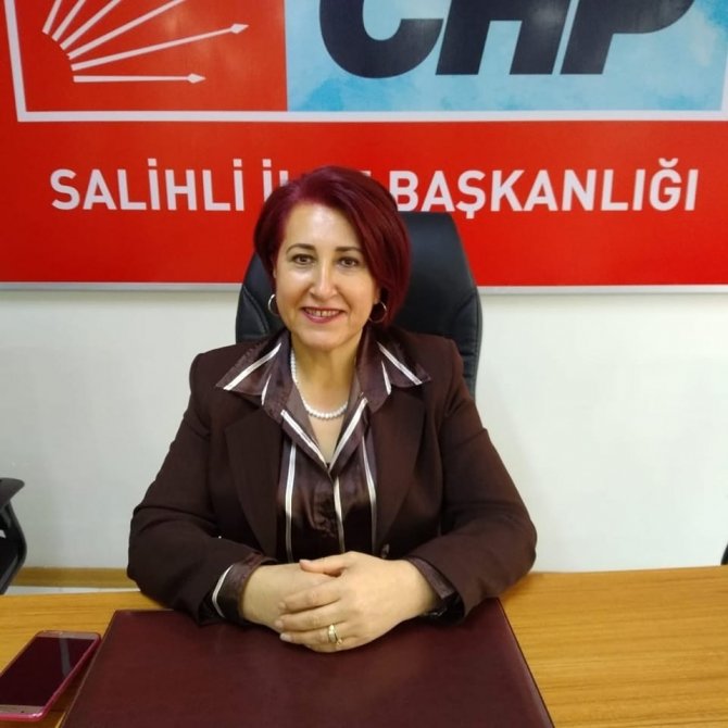 Kadın Kollarına Küfür Eden Chp’li Başkana Para Cezası