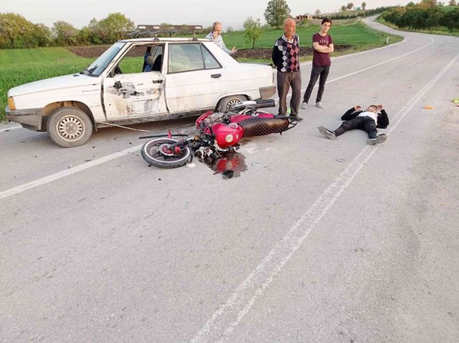 Motosikletli Genç Ölümden Döndü