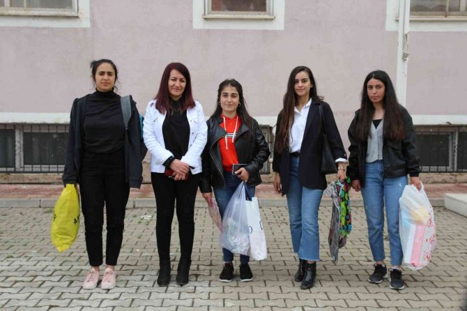 Varto’da ‘Yeter Ki En İste Okul Senin Evinde’ Projesi