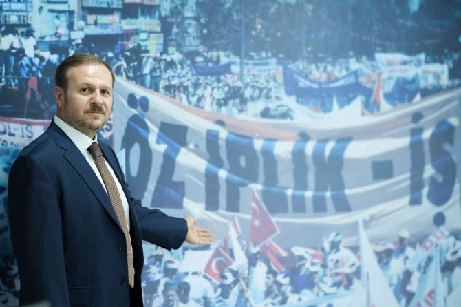 Öz İ̇plik İ̇ş Sendikası Genel Başkanı Ay: "1 Mayıs Emek Ve Dayanışma Gününü Dijital Ortamda Kutlayacağız”