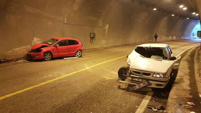Karabük’te Aynı Tünelde İki Ayrı Kaza: 2 Yaralı