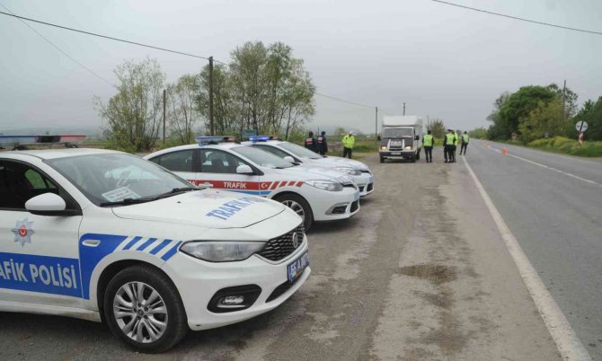 Jandarmadan Dron Destekli “Bayramınız Kemerli Olsun” Uygulaması