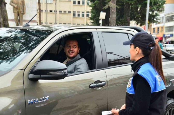 Bayram Öncesi Emniyet Kemeri Vurgusu