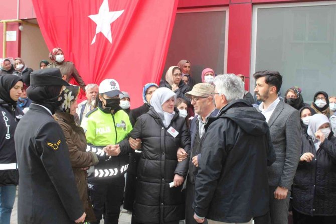 Şehit Uzman Çavuş Berkay Akgül Son Yolculuğuna Uğurlandı