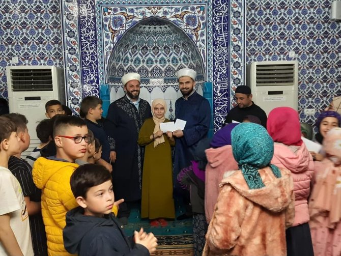 Sinop’ta Öğrenciler ‘İbadette’ Yarıştı