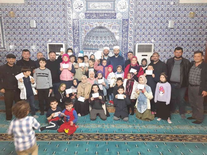 Sinop’ta Öğrenciler ‘İbadette’ Yarıştı