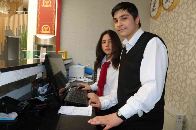 Çalışanlarıyla Dikkat Çeken Otelde, Bayram Öncesi Yoğunluk Arttı