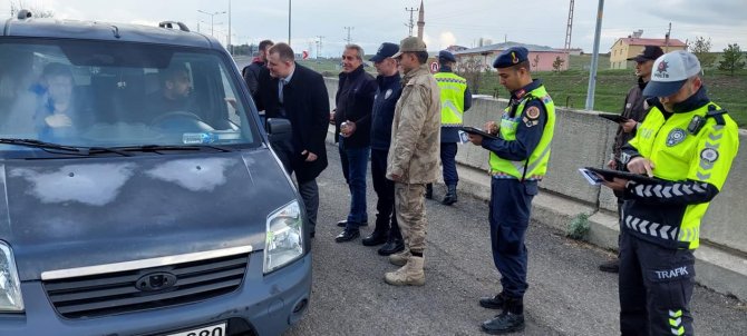 Susuz’da Bayram Öncesi Trafik Uygulaması