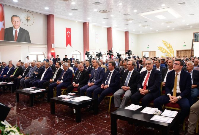 Bakan Kirişci, Tarım Sektör Temsilcileriyle Bir Araya Geldi
