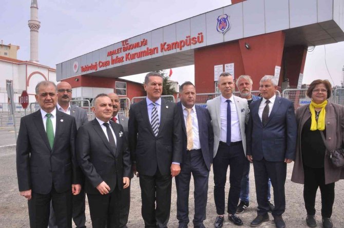 Sarıgül’den İ̇nce’ye: “Chp’yi Kimse Geri Alamaz”