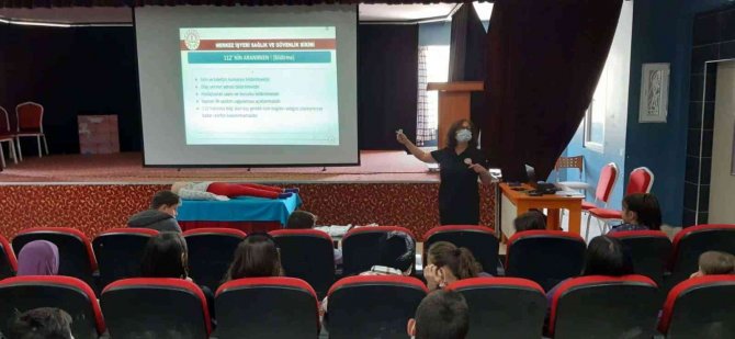 “Temel Eğitimde 10 Bin Okul Projesi” İlk Yardım Seminerleri Başladı