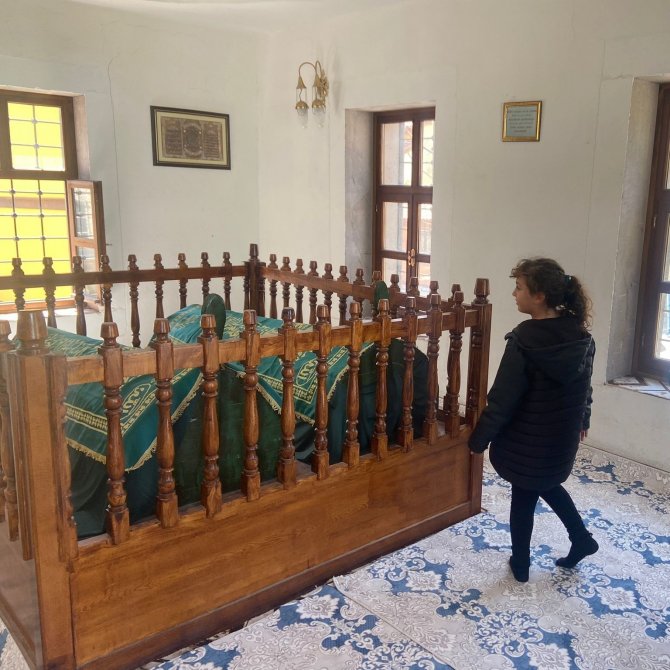 Ramazan Ayında Ahmet Ve Mehmet Efendiler Türbesi Yoğun İlgi Gördü