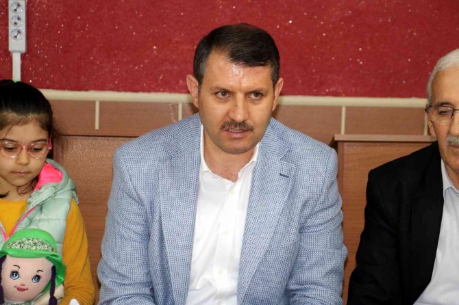 Vali Ayhan: "Sivas’ta Cemevlerinden Gelen Taleplerin Yüzde 66’sı Karşılandı"