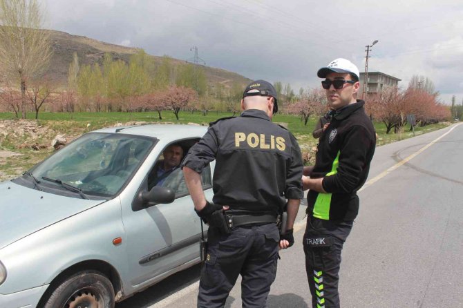 Muradiye’de Trafik Denetimi