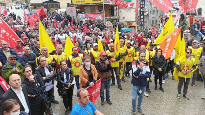 Artvin’de 1 Mayıs İ̇şçi Bayramı Kutlamaları