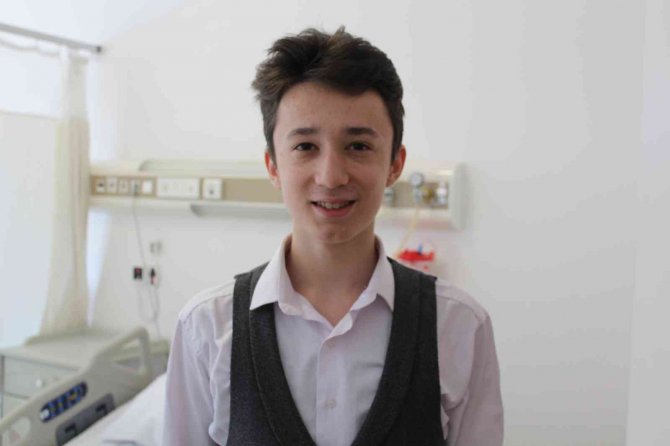 Kazada Aldığı Yaralar Sayesinde Fark Etti: Bakın Vücudu Ne Haldeydi