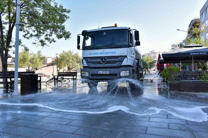 Aliağa Belediyesinden Bayram Temizliği