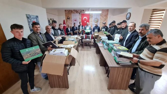 Bayraktaroğlu, "Yeter Ki İsteyin Bilgi Her Yerde Sizinle"