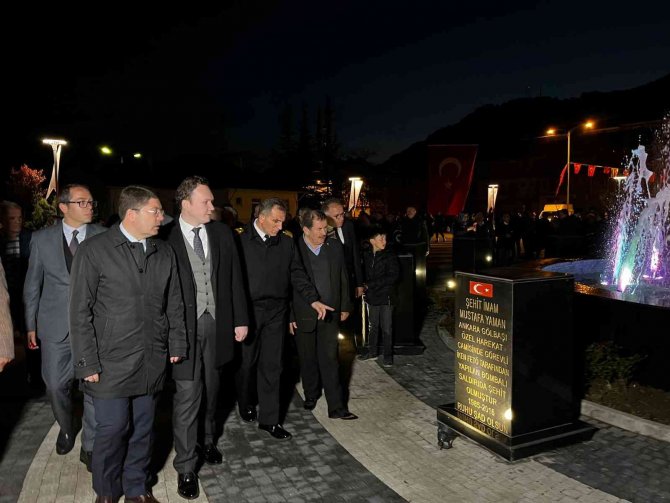 Kumluca Şehitler Meydanı Törenle Açıldı