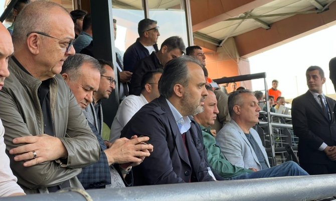 Alinur Aktaş: “Helal Olsun Çocuklar”
