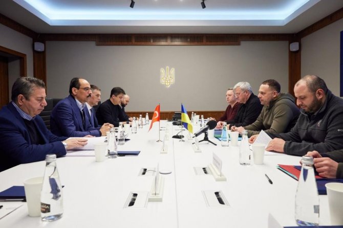 Cumhurbaşkanlığı Sözcüsü Kalın’dan Kiev’e Ziyaret