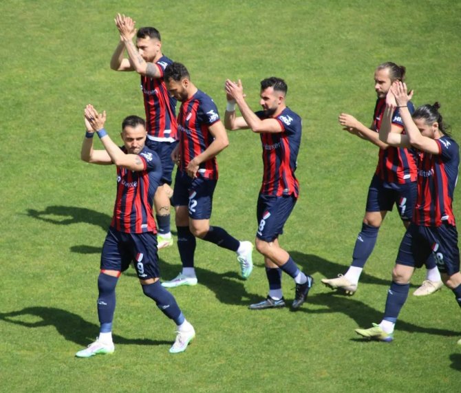 Düzcespor Tff 2. Lig’e Yükseldi