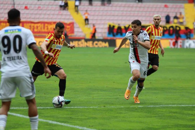 Spor Toto Süper Lig: Kayserispor: 2 - Beşiktaş: 3 (Maç Sonucu)