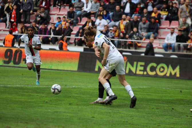 Spor Toto Süper Lig: Kayserispor: 2 - Beşiktaş: 3 (Maç Sonucu)