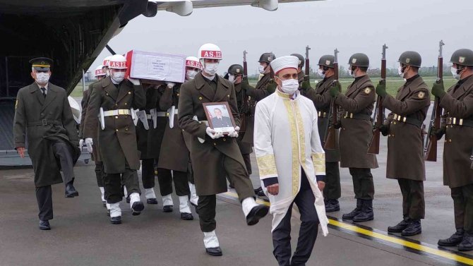 Samsun Şehidini Gözyaşları İçinde Karşıladı