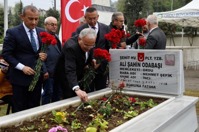 Arife Gününde Şehitler Dualarla Yad Edildi