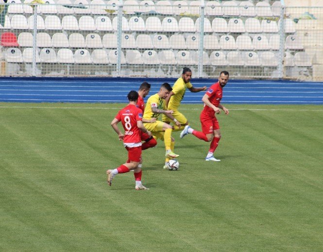 Tff 3. Lig: Osmaniyespor Fk: 3 - 1954 Kelkit Belediyespor: 1