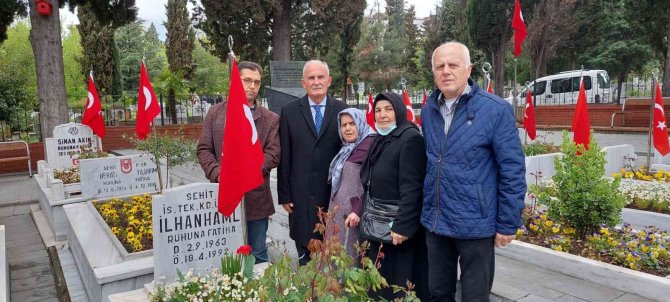 Şehitlerine Koştular