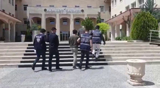 Siirt’te Bir İş Yerini Soyan 3 Hırsızdan 1’i Tutuklandı