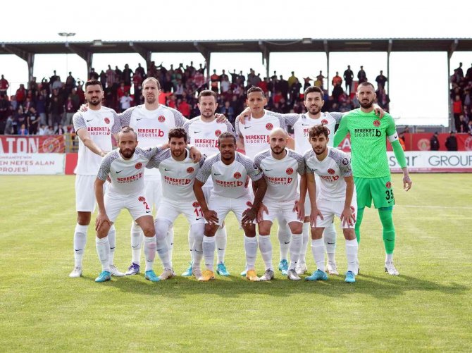 Ümraniyespor, Süper Lig’deki 7. İ̇stanbul Takımı Oldu