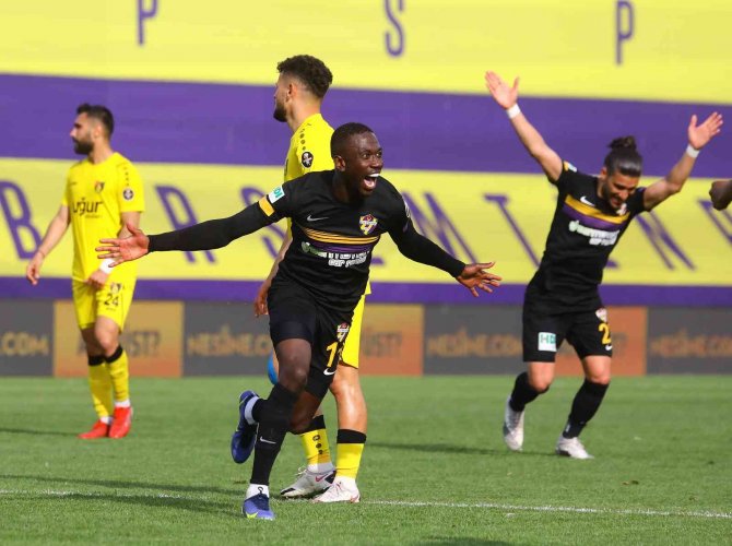 Spor Toto 1. Lig: Eyüpspor: 1 - İ̇stanbulspor: 2