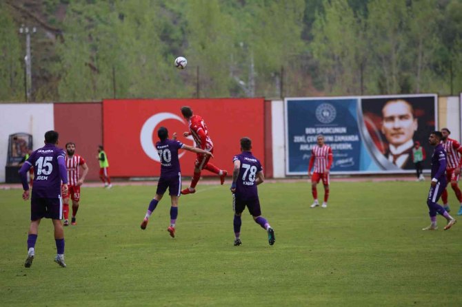 Gümüşhanespor Evinde 3-0 Kazandı