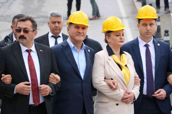Tdp Genel Başkanı Sarıgül, Zonguldak’ta 1 Mayıs Kutlamalarına Katıldı