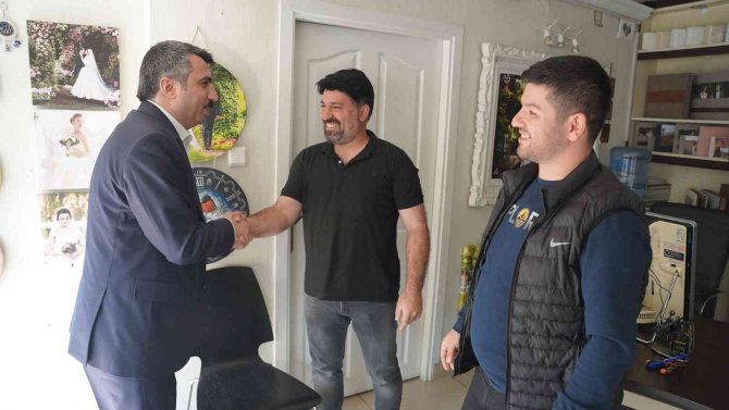 Başkan Yılmaz’dan Esnafa Bayram Ziyareti