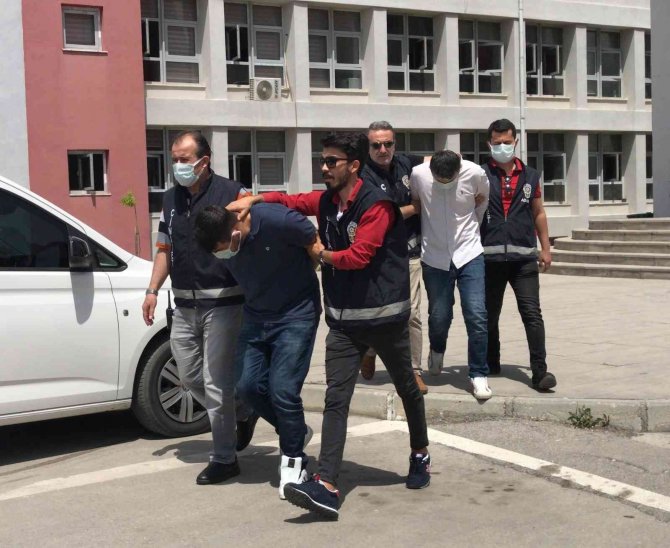 Otoparkta 22 Yaşındaki Gencin Öldürüldüğü Pusuda 3 Tutuklama