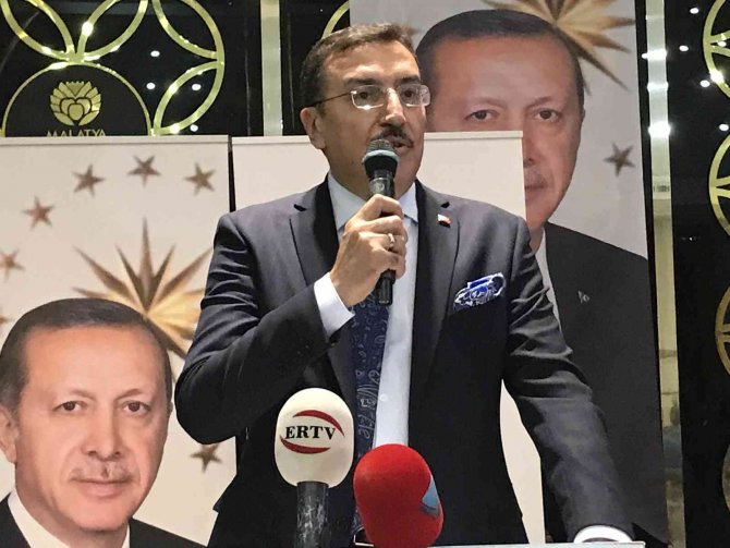 Malatya Ak Parti’de Bayramlaşma Töreni