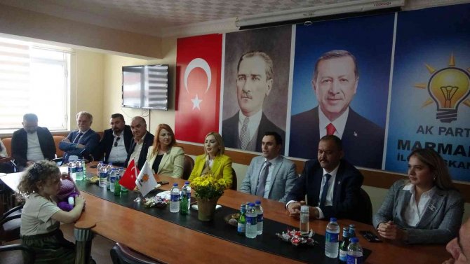 Ak Parti Muğla Milletvekili Gökcan, Marmarisli Partililer İle Bayramlaştı