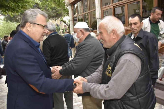 Başkan Çerçi Vatandaşlarla Bayramlaştı