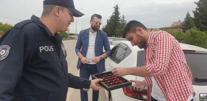 Trafik Polislerinden ‘Bayram Şekerli’ Denetim